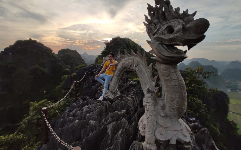 Hang M&uacute;a Ninh B&igrave;nh