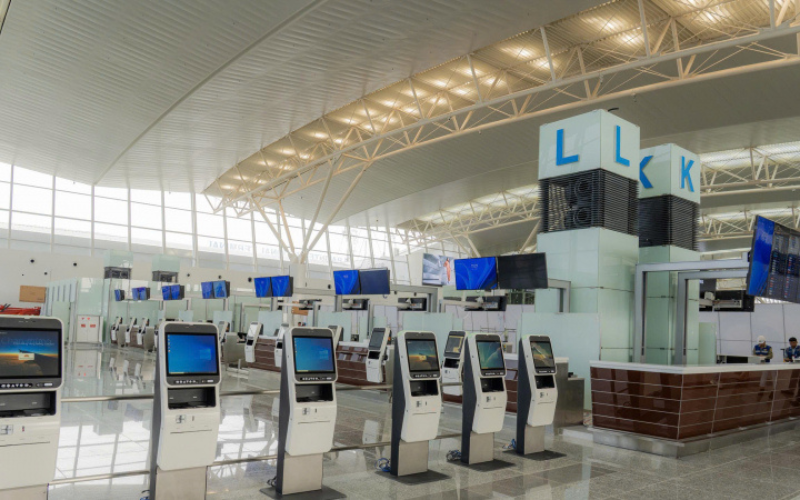 S&acirc;n bay Nội B&agrave;i