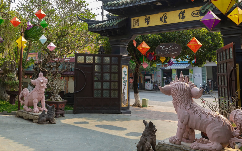 Nh&agrave; h&agrave;ng Cafe Vỹ Dạ Xưa