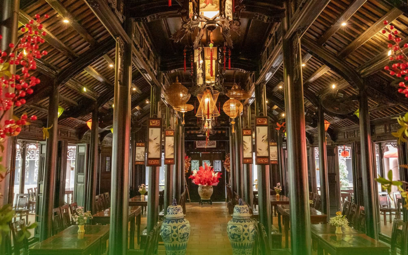 Nh&agrave; h&agrave;ng Cafe Vỹ Dạ Xưa